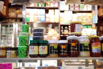 Manuka honey replaces antibiotics in hospitals